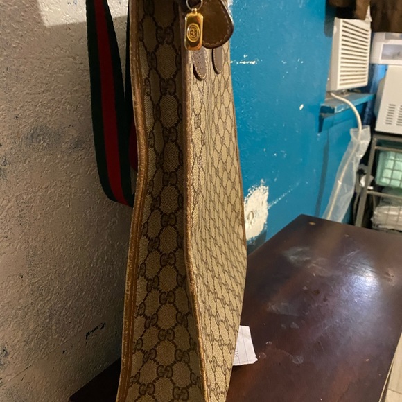 Authentic Gucci tote bag - Picture 3 of 13